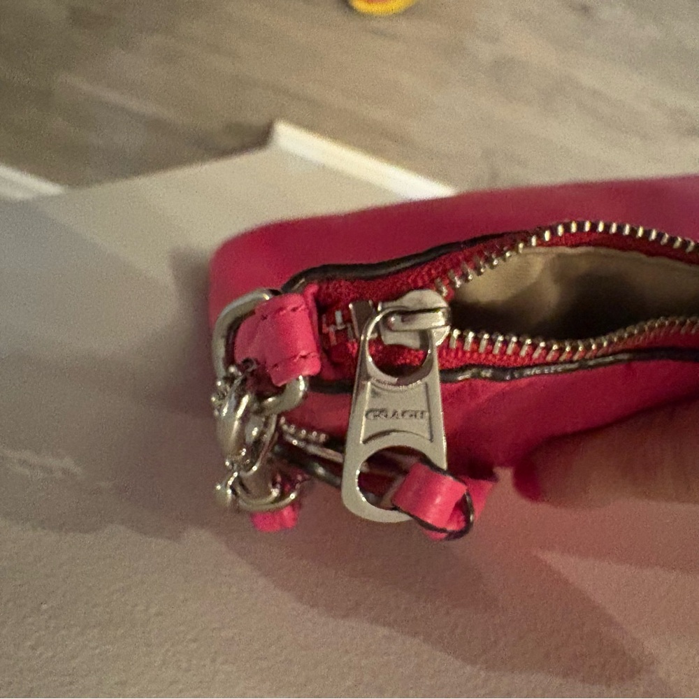 Coach Bleecker Hot Pink Daily Shoulder Bag (Style No. 29461). Like New - Picture 8 of 16